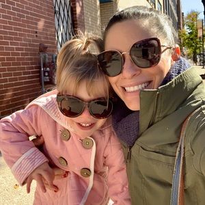 Meet your Posher, Amy